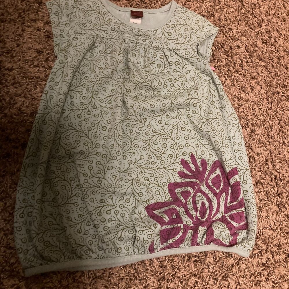 Tea Collection Sun Dress Floral Print Green and Purple Bubble Hem 2 Short Sleeve
